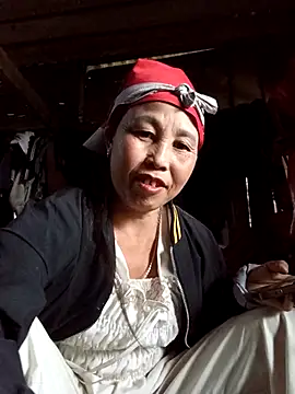 Snapshot of lena-cute chatting on February 12, 9:09 am lena-cute online show from February 12, 9:09 am