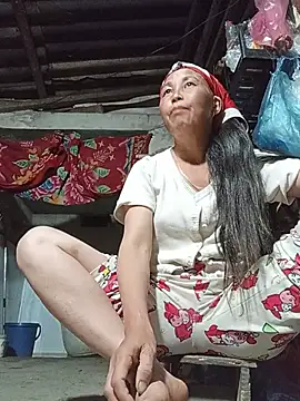 lena-cute online show from May 18, 2:55 pm