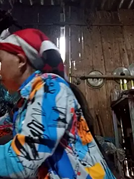 Snapshot of lena-cute chatting on February 25, 11:59 pm lena-cute online show from February 25, 11:59 pm