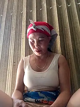 lena-cute online show from March 31, 7:54 am