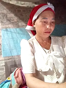 lena-cute online show from April 5, 3:08 pm