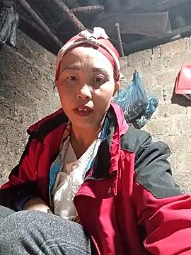 Snapshot of lena-cute chatting on February 8, 12:58 pm lena-cute online show from February 8, 12:58 pm