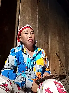 Snapshot of lena-cute chatting on February 24, 1:23 pm lena-cute online show from February 24, 1:23 pm