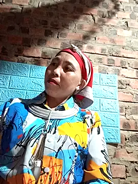 Snapshot of lena-cute chatting on February 18, 12:45 pm lena-cute online show from February 18, 12:45 pm