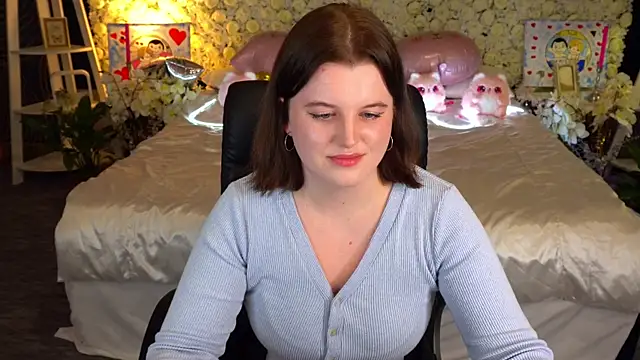 KristiFoxy online show from April 9, 7:09 pm