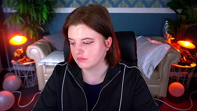 KristiFoxy online show from March 10, 6:28 am