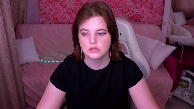 KristiFoxy online show from March 11, 6:40 am