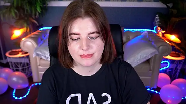 Snapshot of KristiFoxy chatting on March 3, 1:29 pm KristiFoxy online show from March 3, 1:29 pm