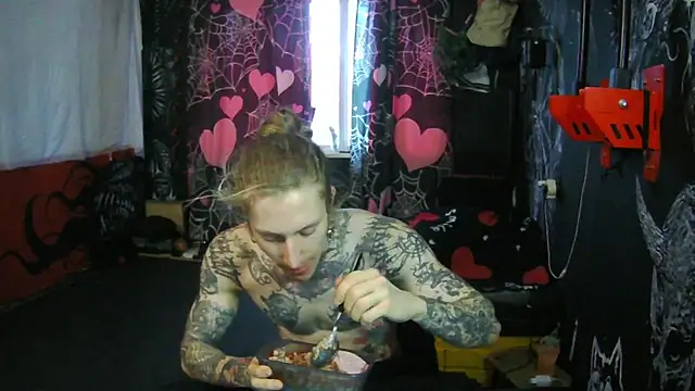 Elven Damocles online show from February 17, 1:30 pm