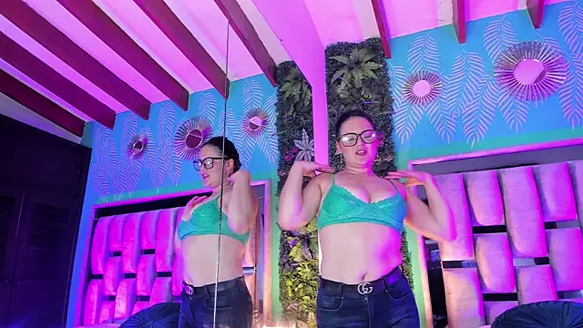 Mari cooper1 online show from March 24, 10:32 pm