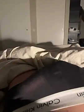 Robertocavall online show from February 8, 11:02 pm