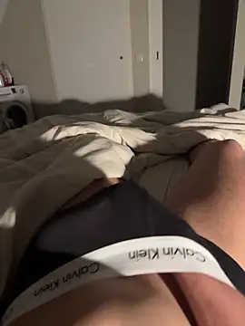 Robertocavall online show from February 17, 8:39 pm