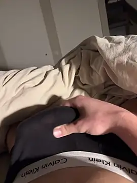 Robertocavall online show from February 22, 10:39 am