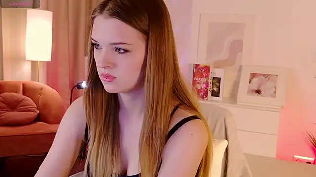 StarryLia online show from March 4, 1:52 pm