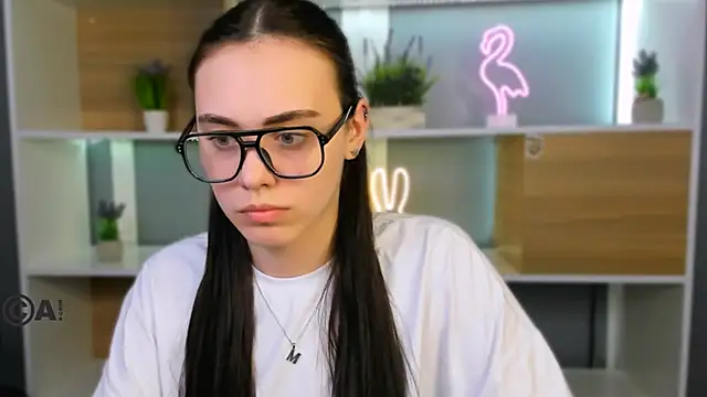 emma swee online show from February 26, 12:49 pm