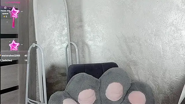 Mila-Naughty online show from February 25, 6:35 am