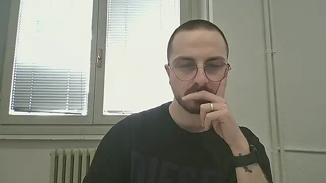 ItalianAlex online show from March 20, 11:00 am