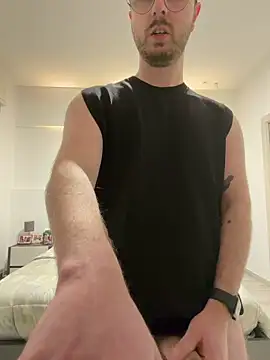 ItalianAlex online show from February 10, 4:39 pm