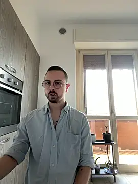 ItalianAlex online show from May 18, 8:08 am