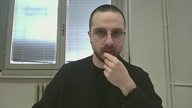 ItalianAlex online show from March 23, 1:55 pm
