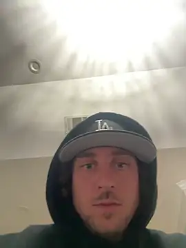 xxlivecouple online show from February 19, 5:48 am