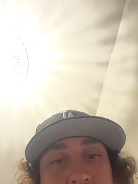 xxlivecouple online show from February 18, 4:32 am