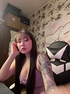 YukiiTYAN online show from February 14, 2:28 pm