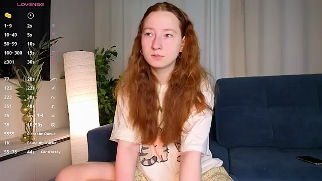 MaraButtrey online show from March 21, 1:07 am