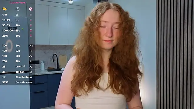 MaraButtrey online show from March 28, 1:06 am