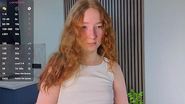 MaraButtrey online show from March 31, 1:07 am