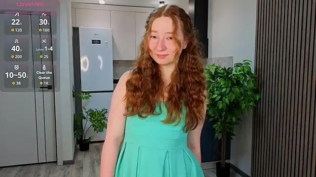 MaraButtrey online show from April 10, 1:12 am