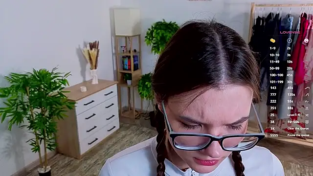 MirthaZien online show from April 13, 1:09 am