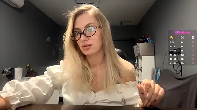 SoftnessMila online show from February 11, 3:45 pm