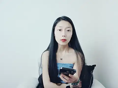 Snapshot of HUIZI8 chatting on February 11, 11:21 am HUIZI8 online show from February 11, 11:21 am