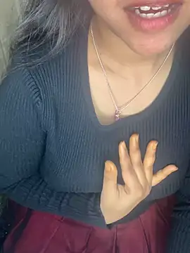 nauty girl shalu online show from February 17, 5:05 am