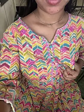 nauty girl shalu online show from February 19, 4:53 am