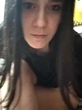 Snapshot of _alya__ chatting on April 8, 7:37 pm alya online show from April 8, 7:37 pm