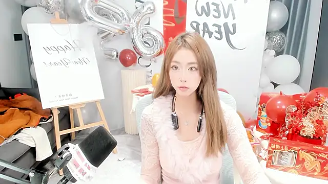 Snapshot of hotgirl0111 chatting on February 21, 12:40 pm hotgirl0111 online show from February 21, 12:40 pm