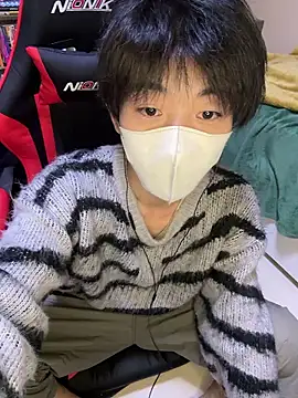 Snapshot of Mura109905 chatting on February 22, 12:18 pm Mura109905 online show from February 22, 12:18 pm