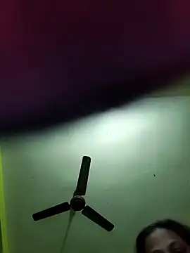 Snapshot of 06Rozi chatting on February 19, 8:17 pm 06Rozi online show from February 19, 8:17 pm