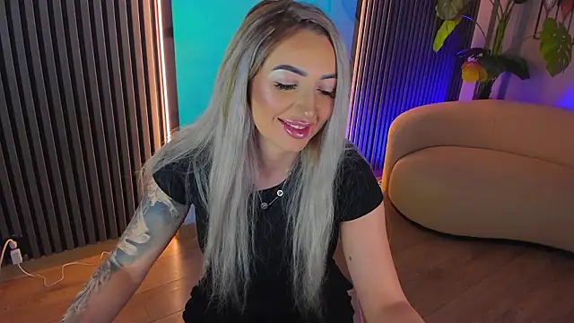 MissObsidian online show from March 13, 8:58 pm