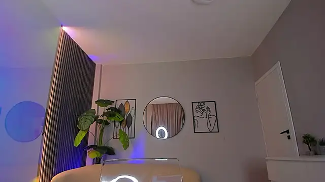 MissObsidian online show from February 26, 9:37 pm