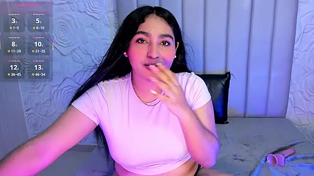 Lya dubois  online show from April 16, 9:39 pm