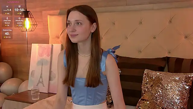 Snapshot of EmmaSagge chatting on March 1, 6:57 am EmmaSagge online show from March 1, 6:57 am