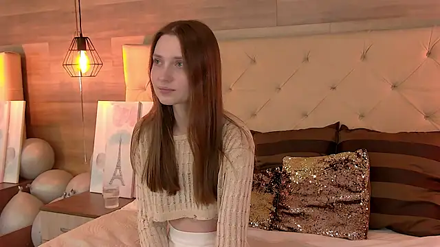 Snapshot of EmmaSagge chatting on February 25, 6:46 am EmmaSagge online show from February 25, 6:46 am