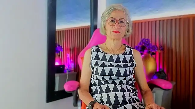 miss monserrate01 online show from April 11, 1:59 pm