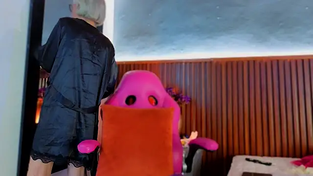 miss monserrate01 online show from March 21, 1:15 pm