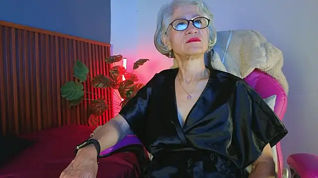 miss monserrate01 online show from February 10, 12:48 pm