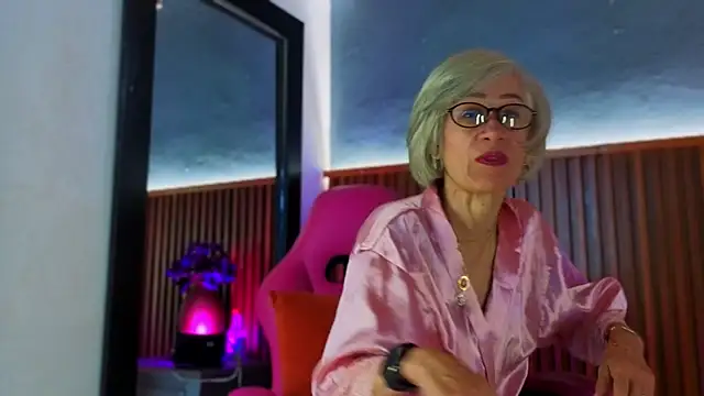 miss monserrate01 online show from March 26, 1:09 pm