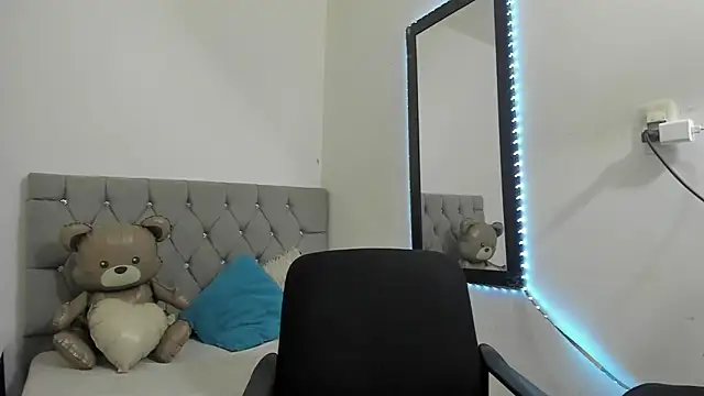  1DERECK online show from February 18, 12:23 pm